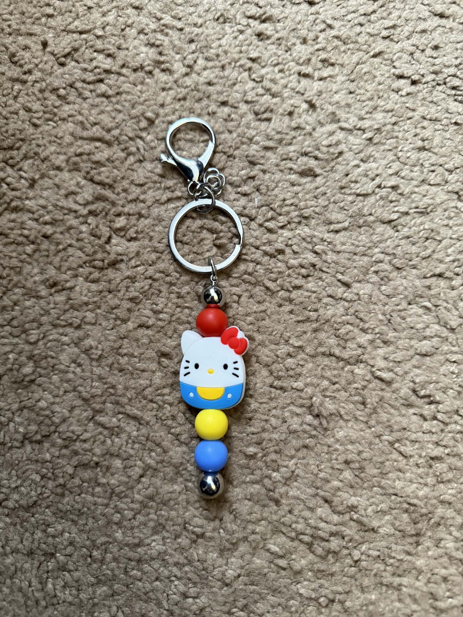 White Kitty Beaded Keychain