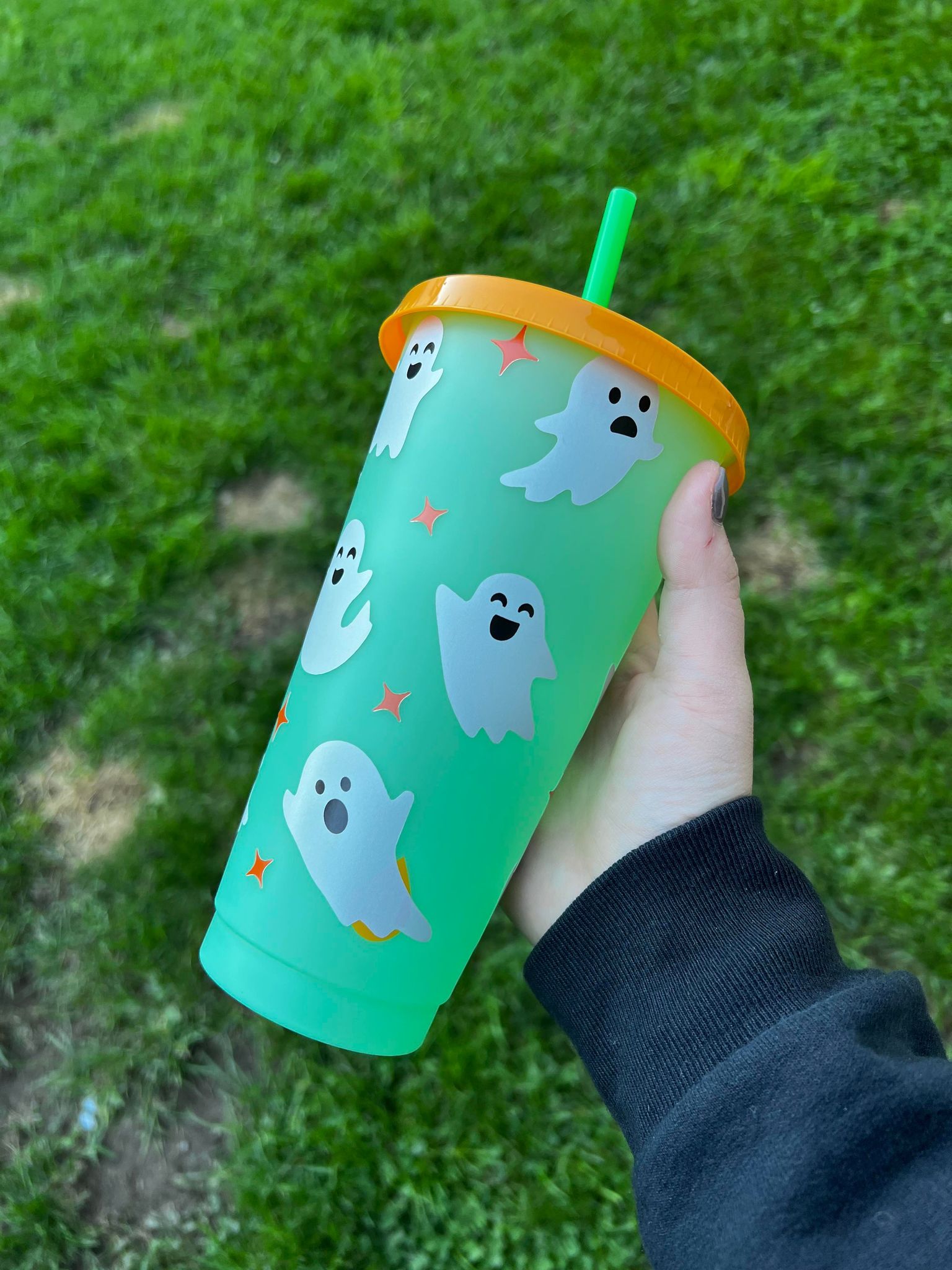 White Ghosts Color Tumbler