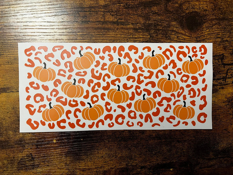 Cheetah Print with Pumpkins Libbey Wrap